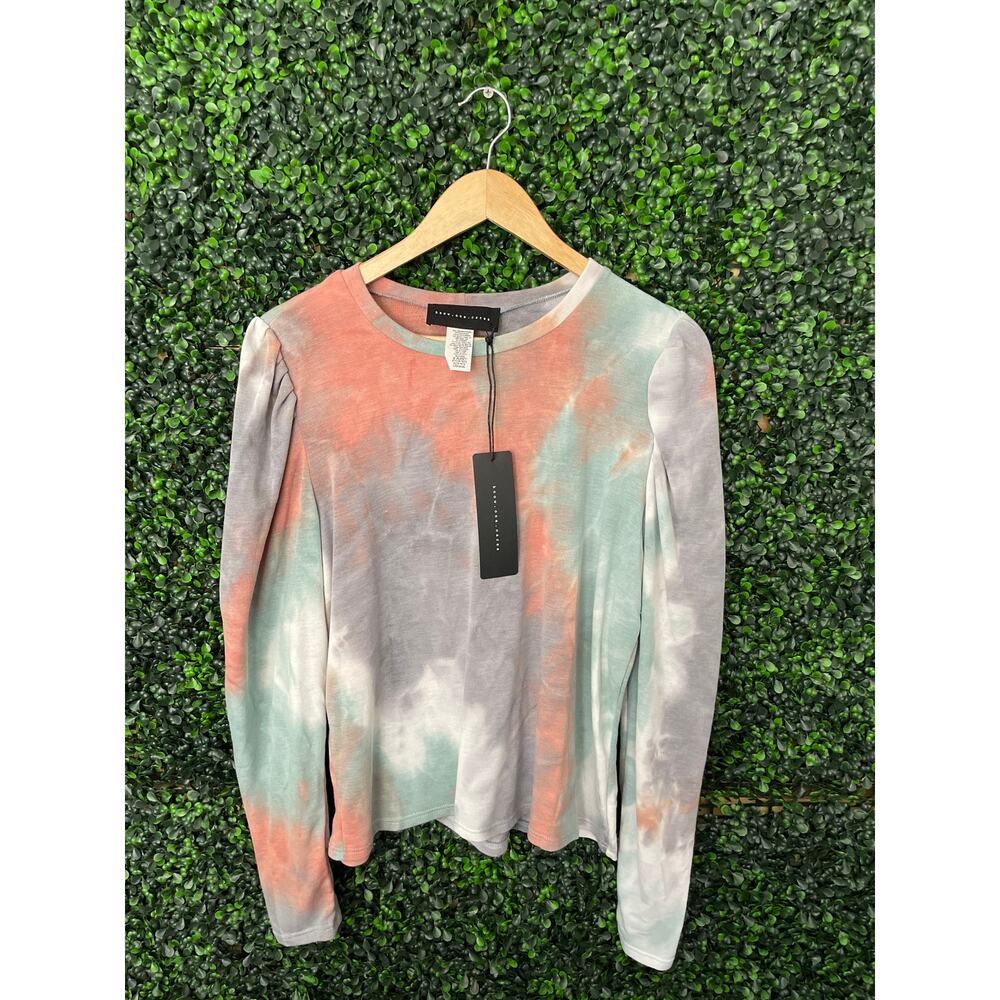 Know one cares soft blouse women’s size L